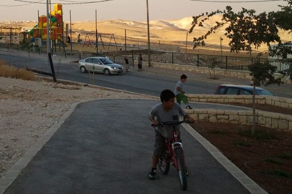 Children in Nokdim El-David