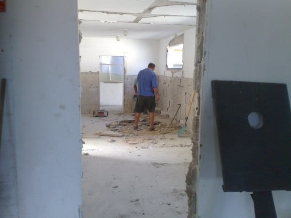 Youth Center in Bet Yatir needs renovation