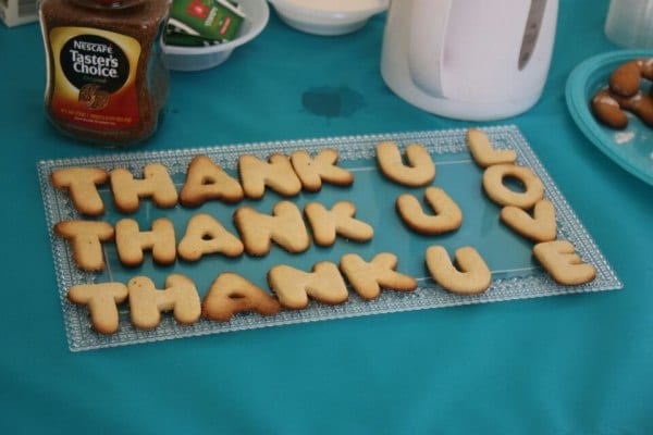 At-Risk Teens in Karnei Shomron baked cookies to show their appreciation to donors who visited the center.